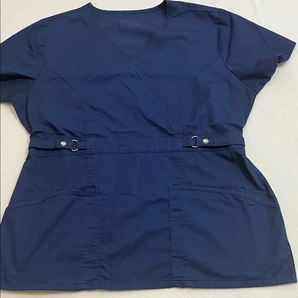 Scrub Top - Picture 4 of 6